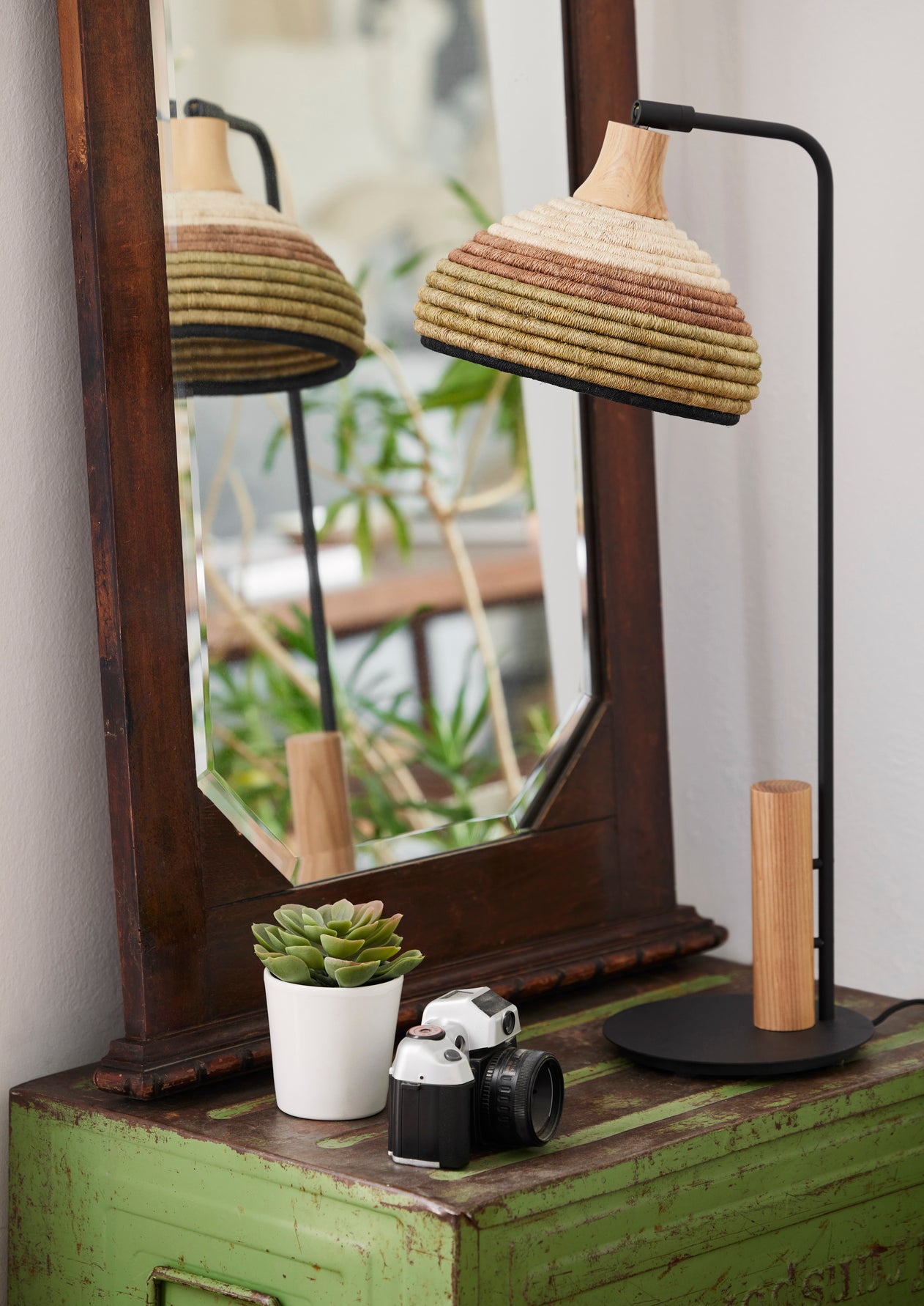 Grass Table Lamp