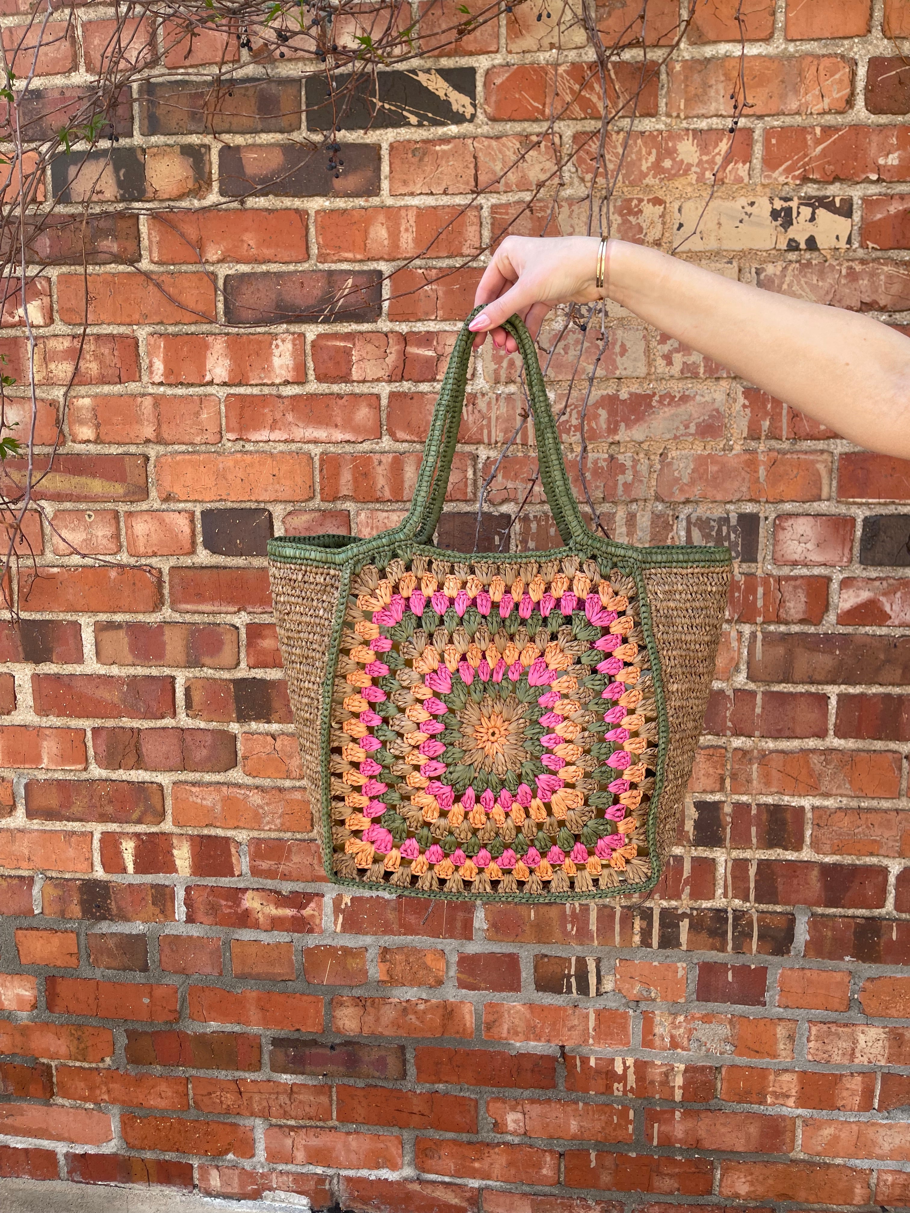 Large Hippie Basket Ines in Raffia
