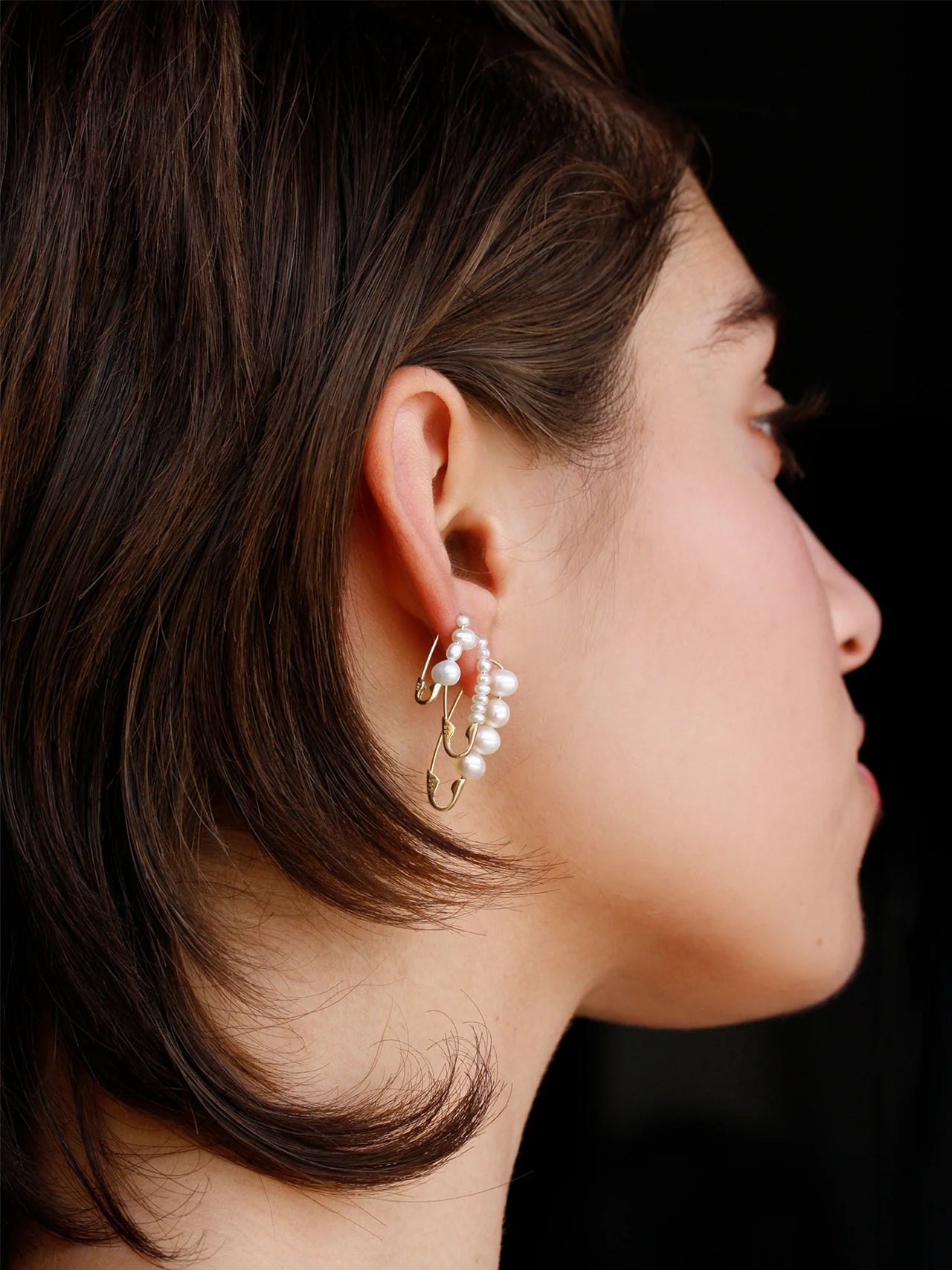 Loren Stewart Single Friendship Seed Pearl Safety Pin Earring 14kt. YG