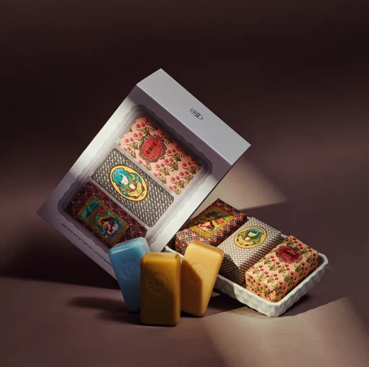 Claus Porto GIFT SET SOAP DISH & CLASSICO MINI SOAPS - Homebody Denver