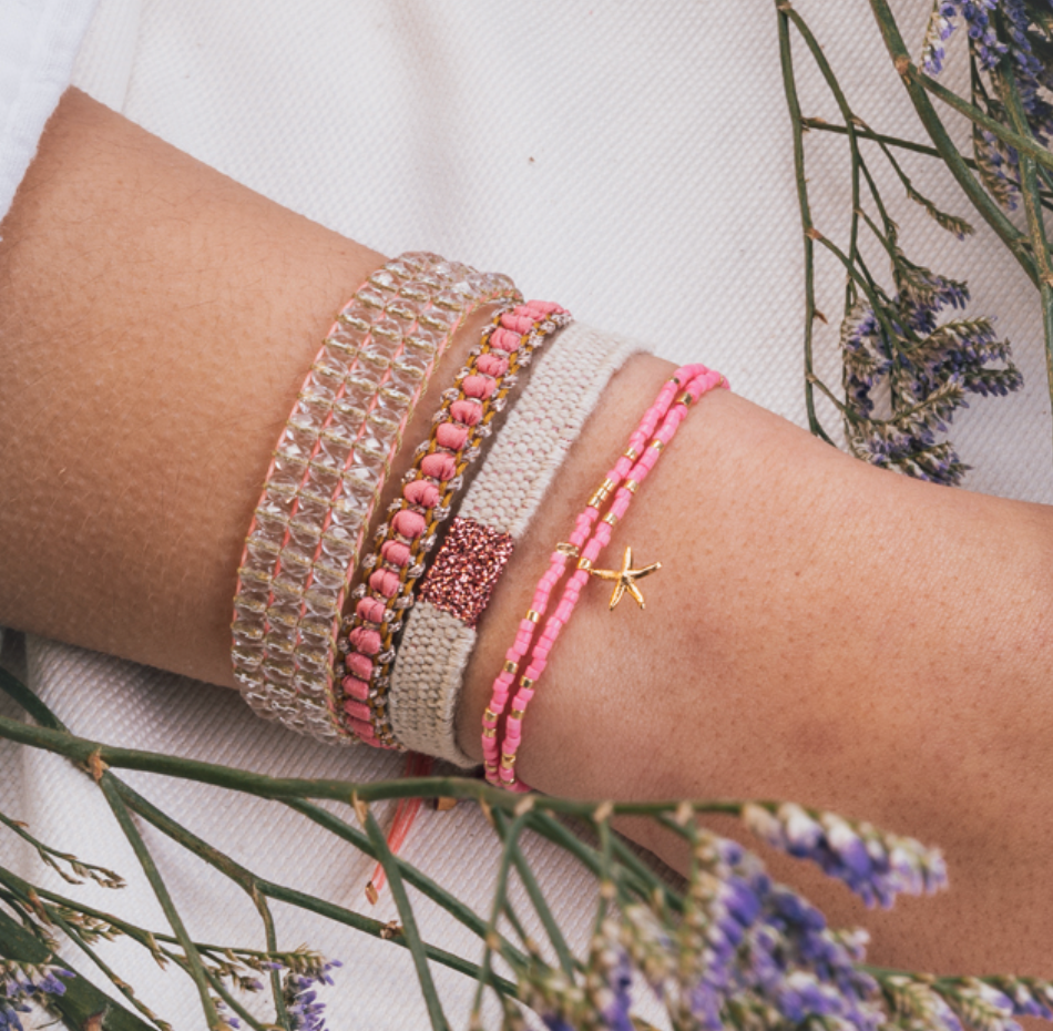 Miyuki Stretchy Beaded Bracelet with Starfish Charm, One Row