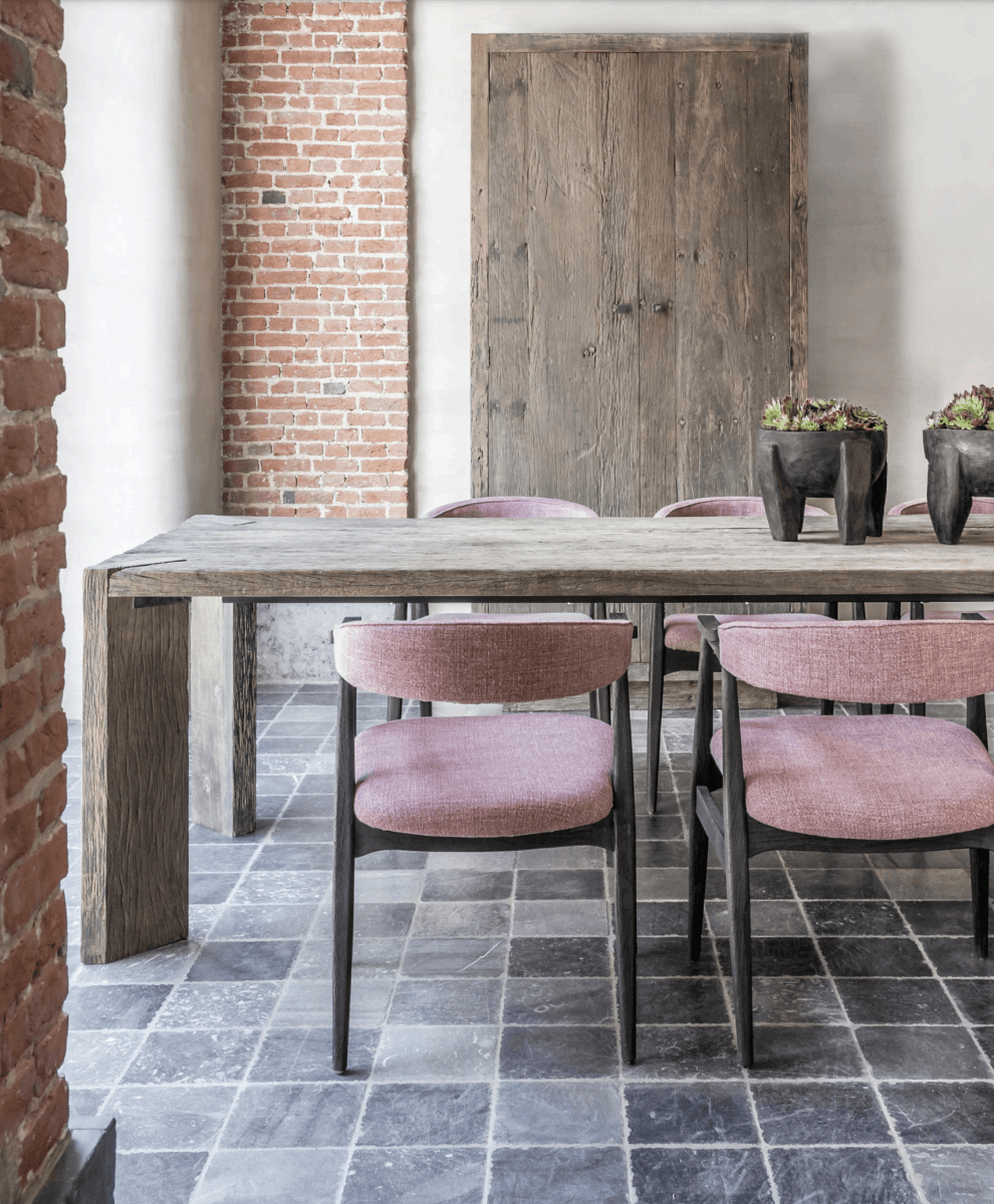 Armchair Faye Reclaimed Blackened Teak Upholstered in Rose Fabric