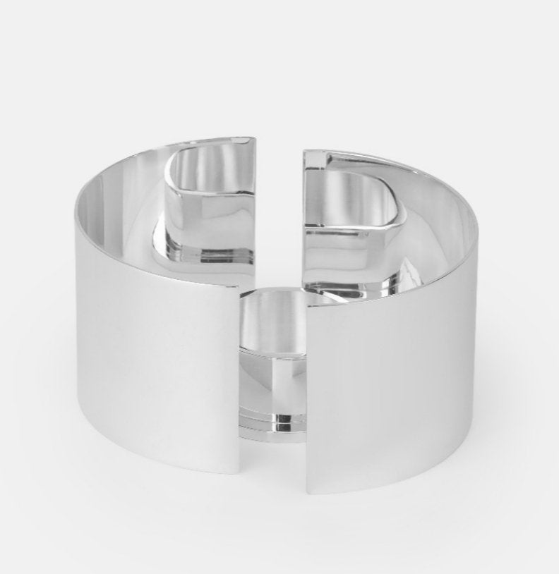 Infinity Candleholder Small Silver - Homebody Denver