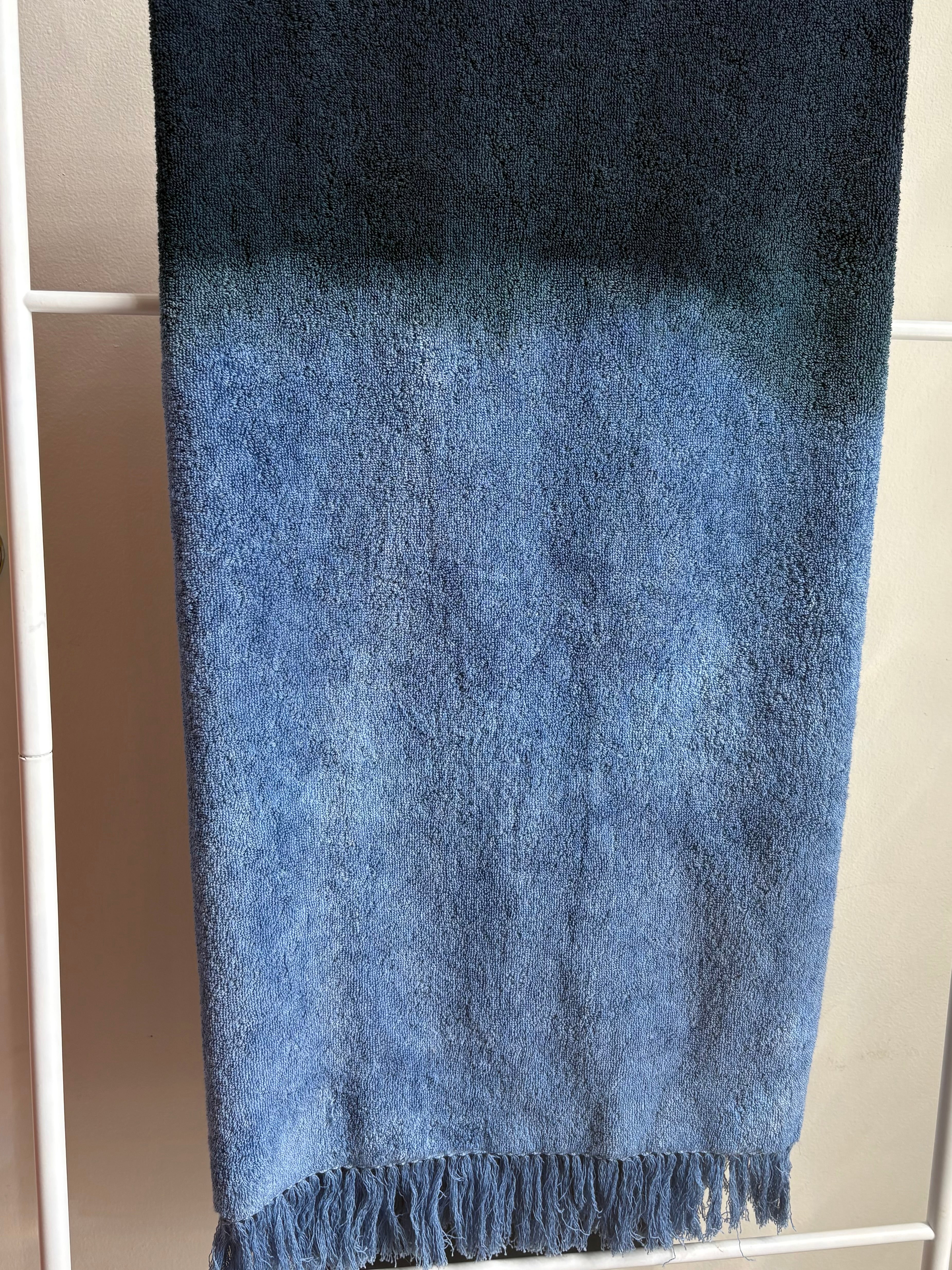 Beach Towel Tie & Dye, 39" x 59"
