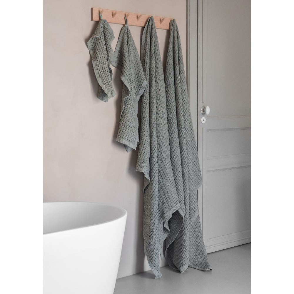 Mireille 3 Honeycomb Towel 45" x 59"