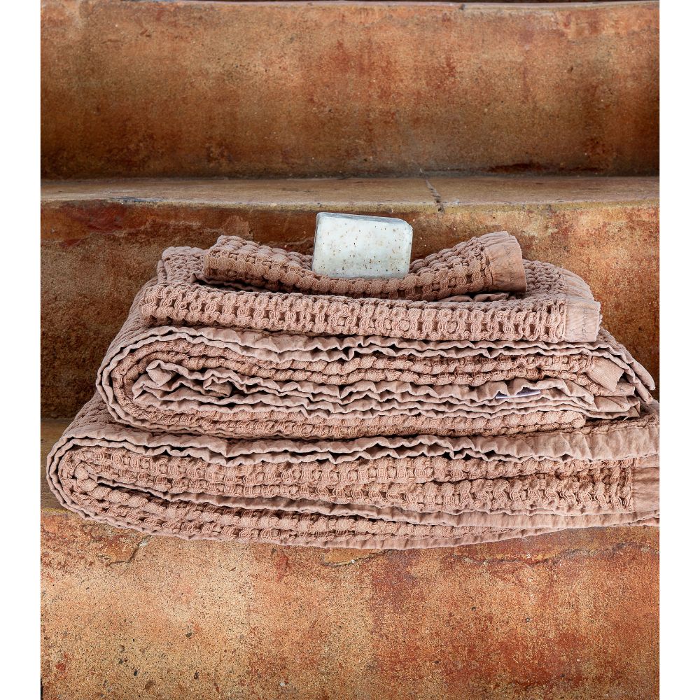 Mireille 3 Honeycomb Towel 45" x 59"
