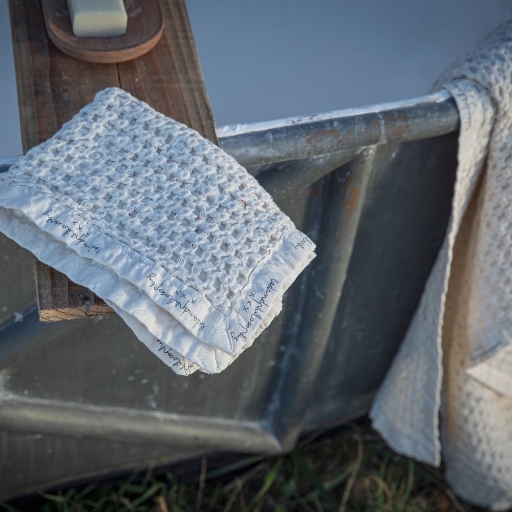 Mireille 2 Honeycomb Bath Towel 20" x 28"