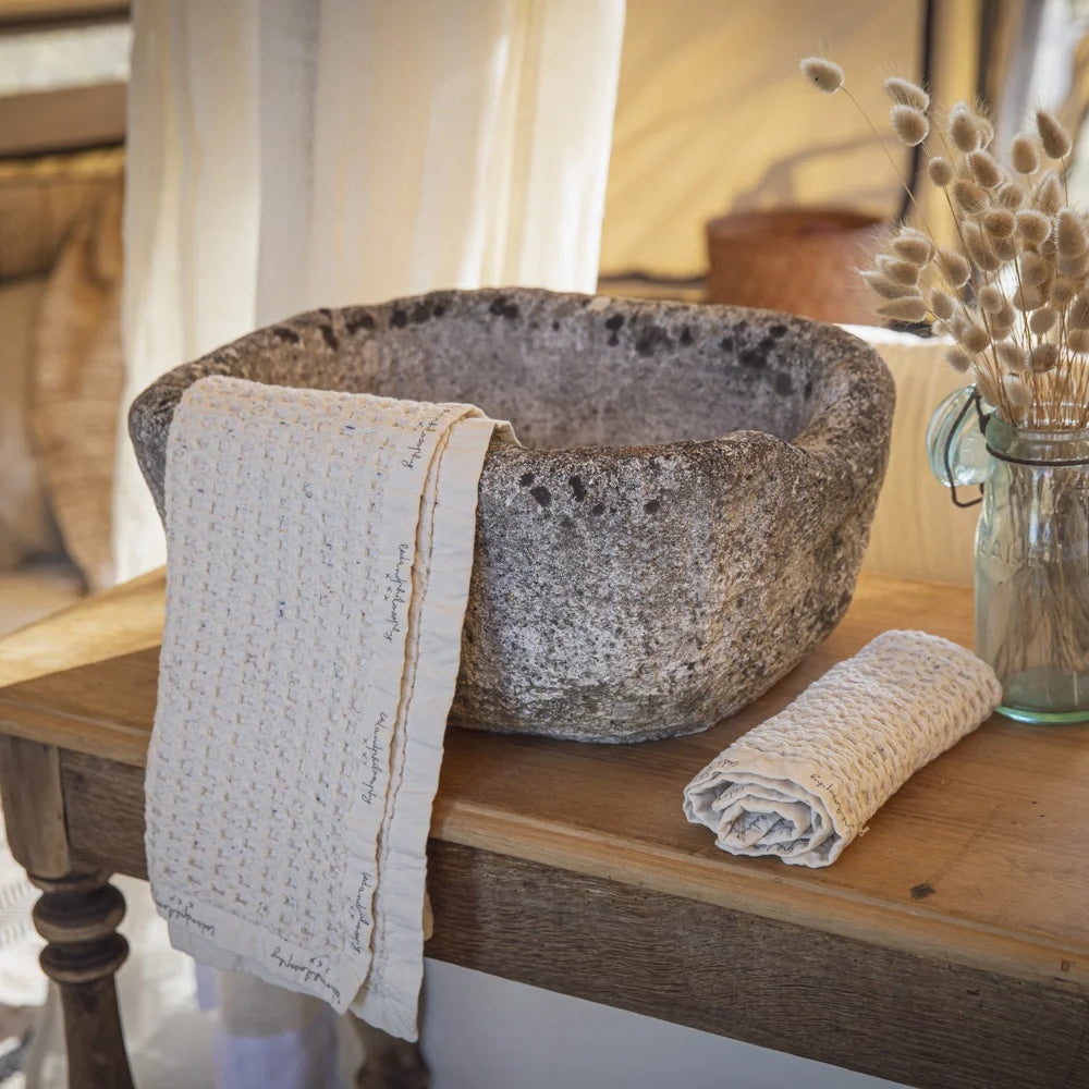 Mireille 2 Honeycomb Bath Towel 20" x 28"