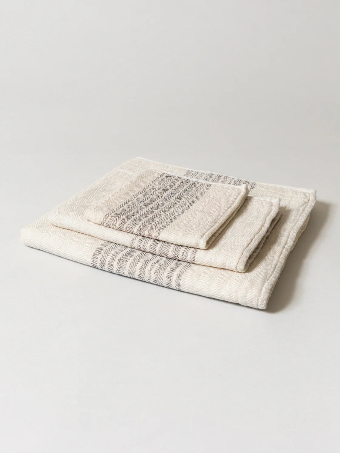 Homebody Denver Flax Line Bath Towel