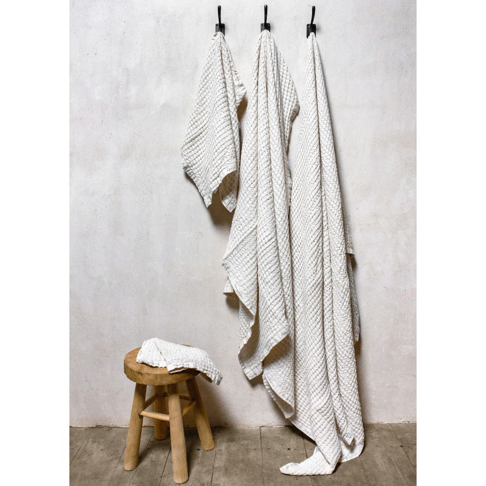 Mireille 4 Honeycomb Throw Blanket 51" x 71"