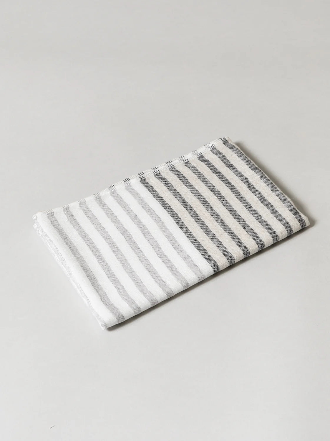 Linen Border Hand Towel Medium