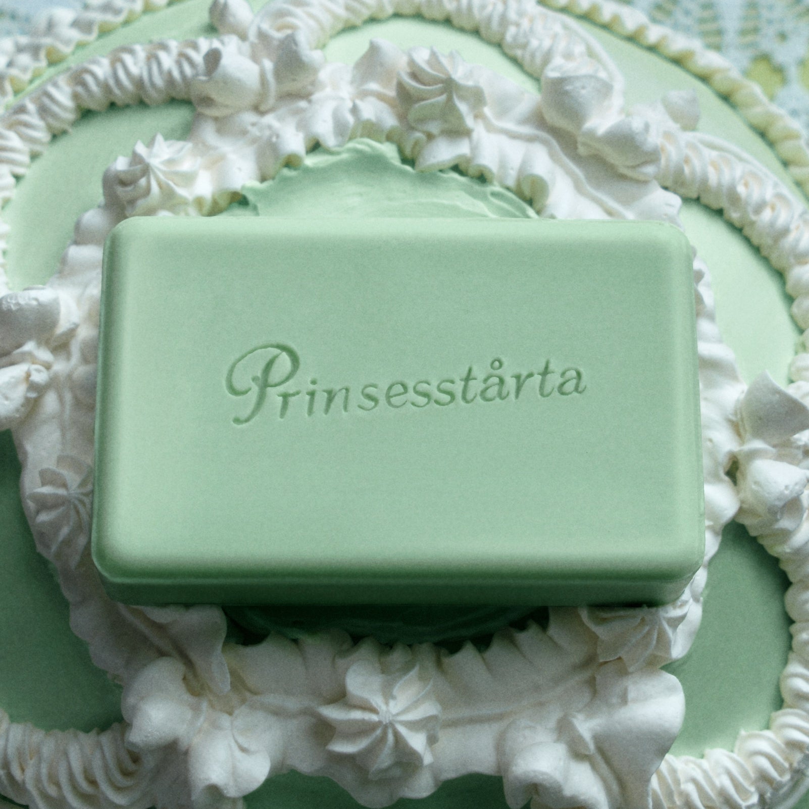 Flamingo Estate Prinsesstårta Milk Bar Soap 5oz.
