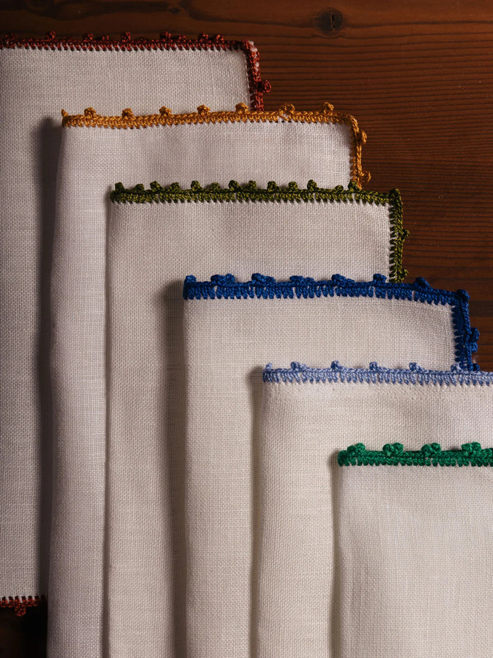 TERESA WHITE LINEN NAPKINS WITH HAND EMBROIDERY, SET OF 4