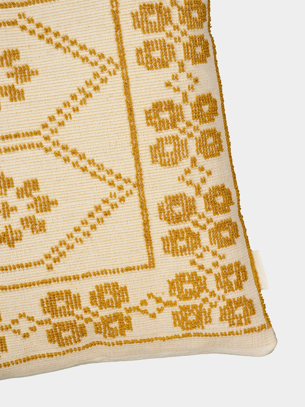 INÊS COTTON & LINEN HANDMADE CUSHION