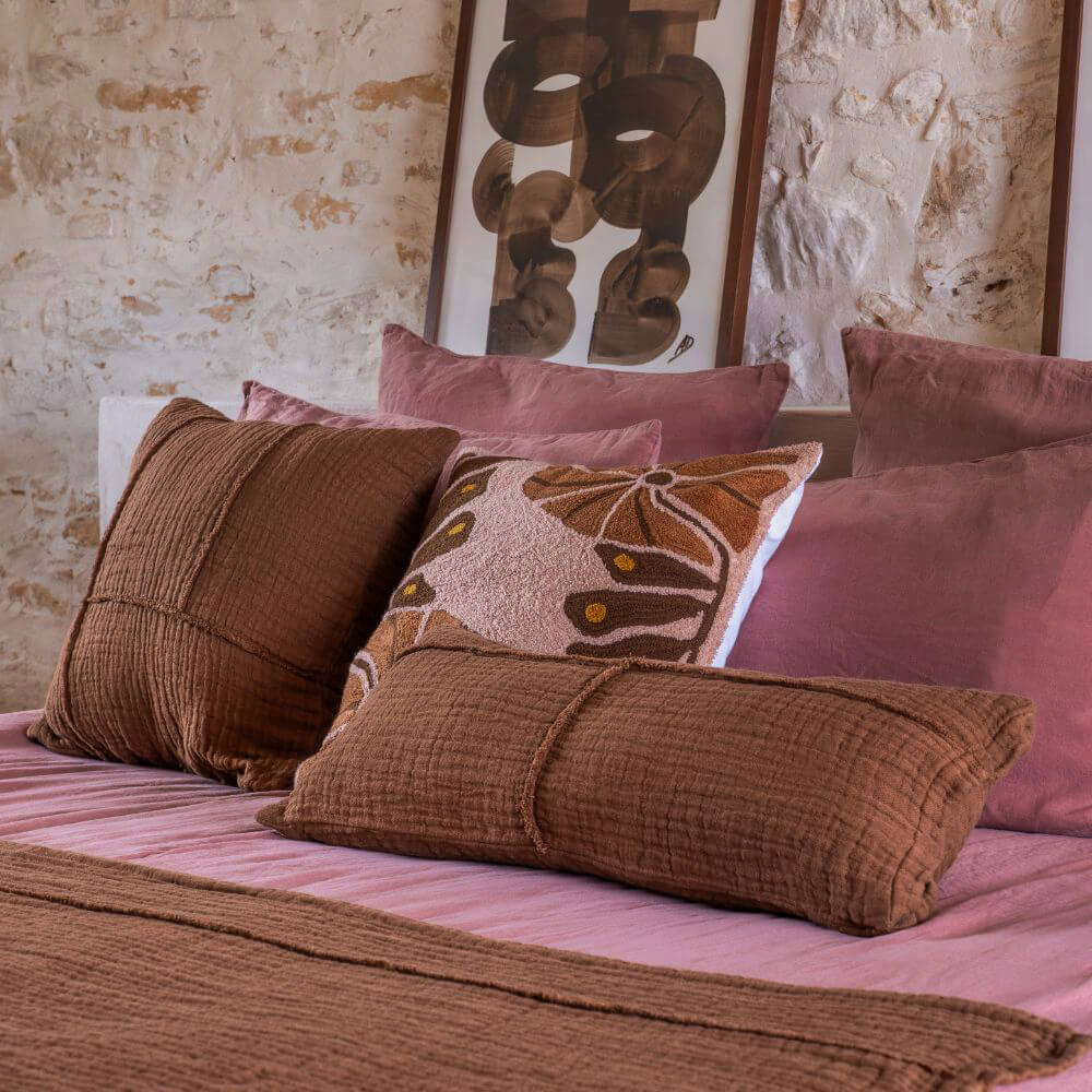 Taari Cushion 20" x 20"