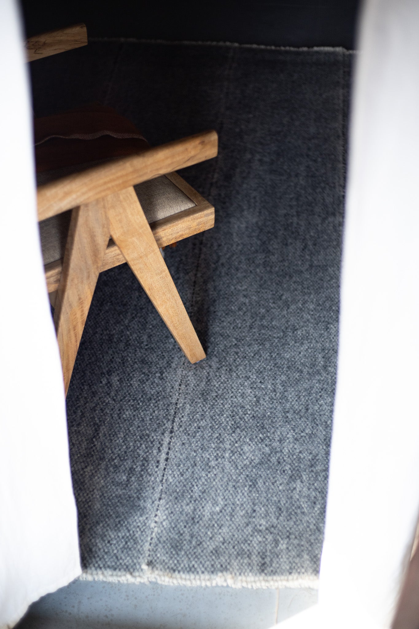 Aunsi Beige & Black Wool Runner 2'6" x 10'