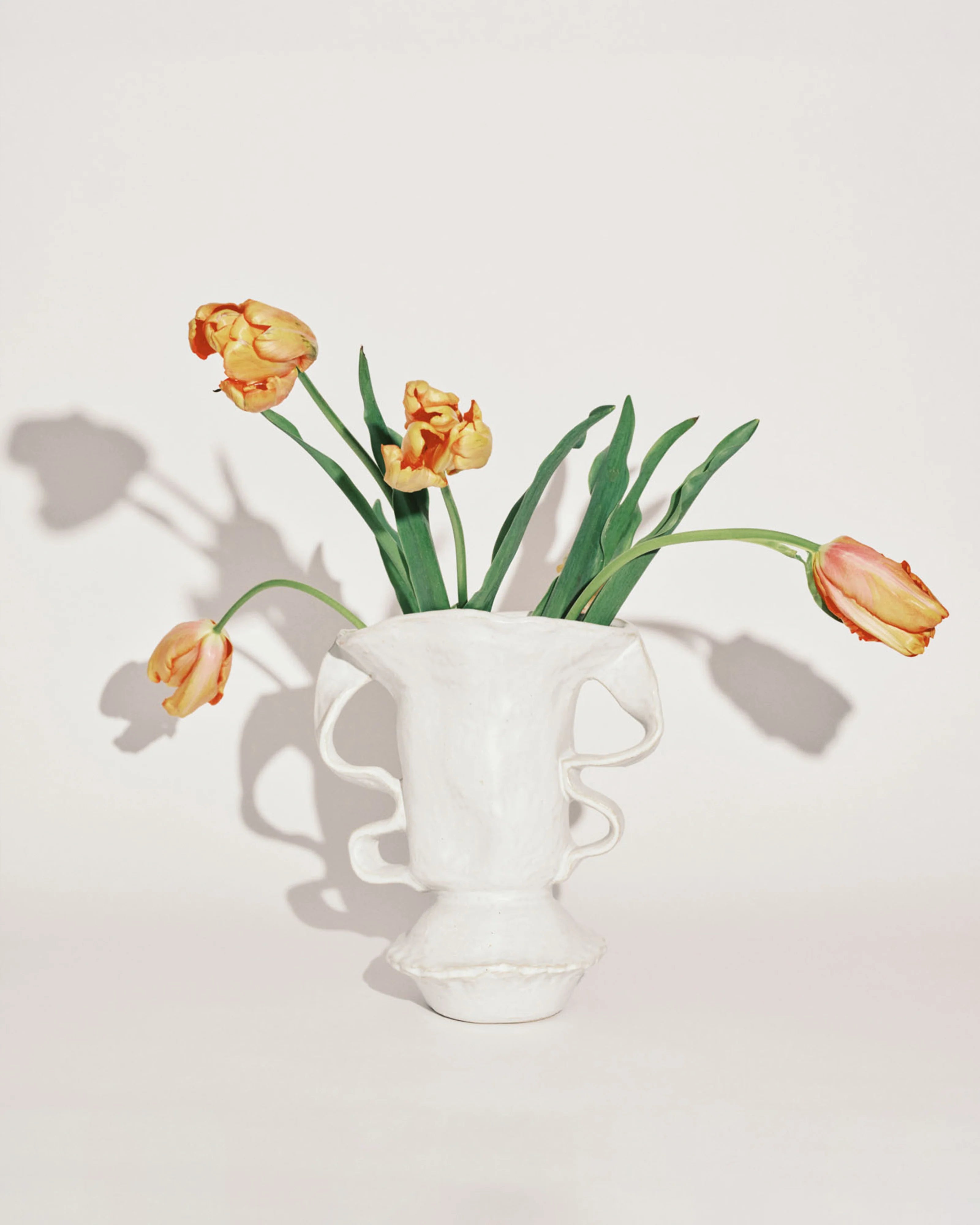 Vase 03 White Rosie