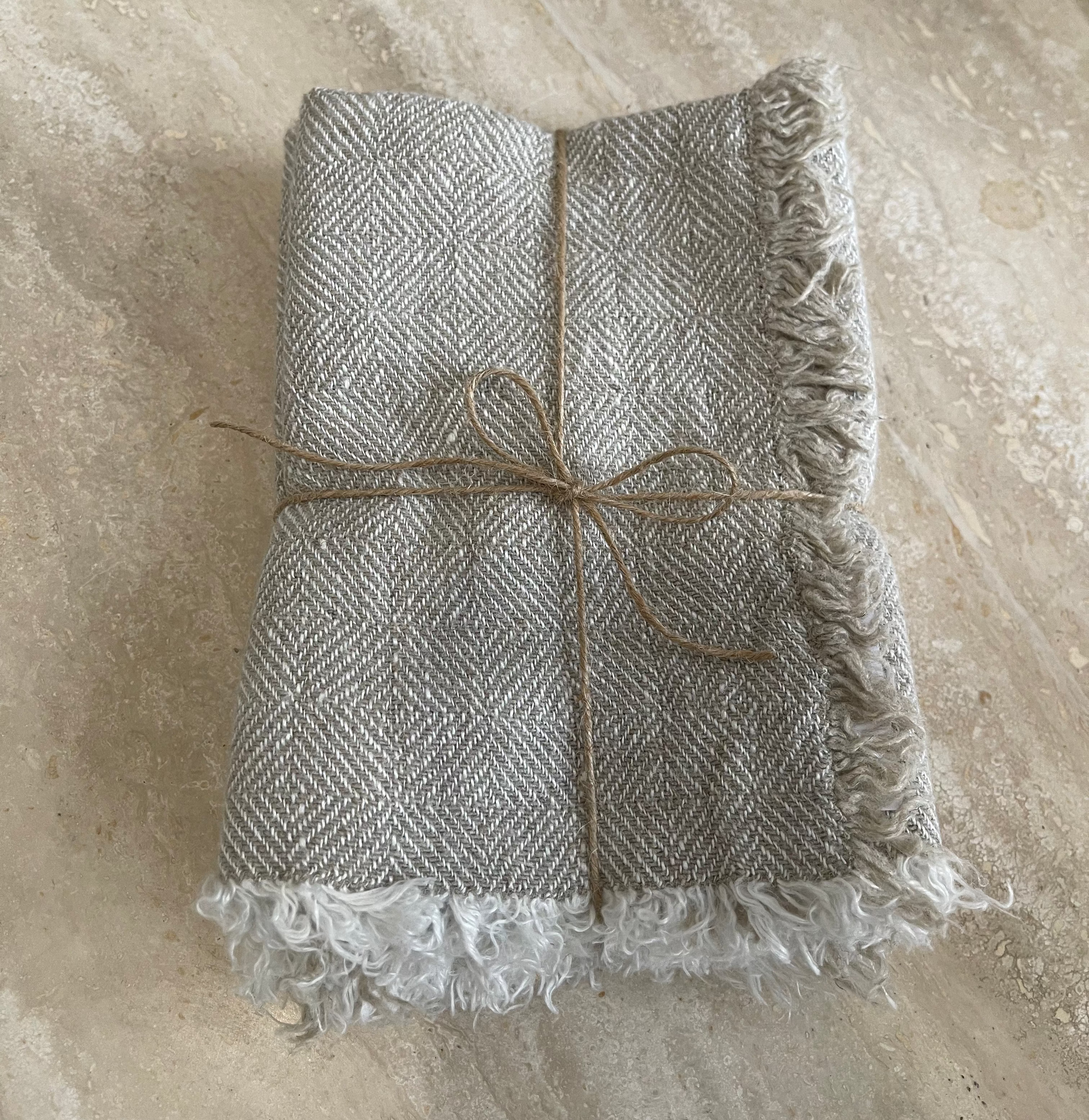 Set of 4 Dinner Napkins Small Tribu