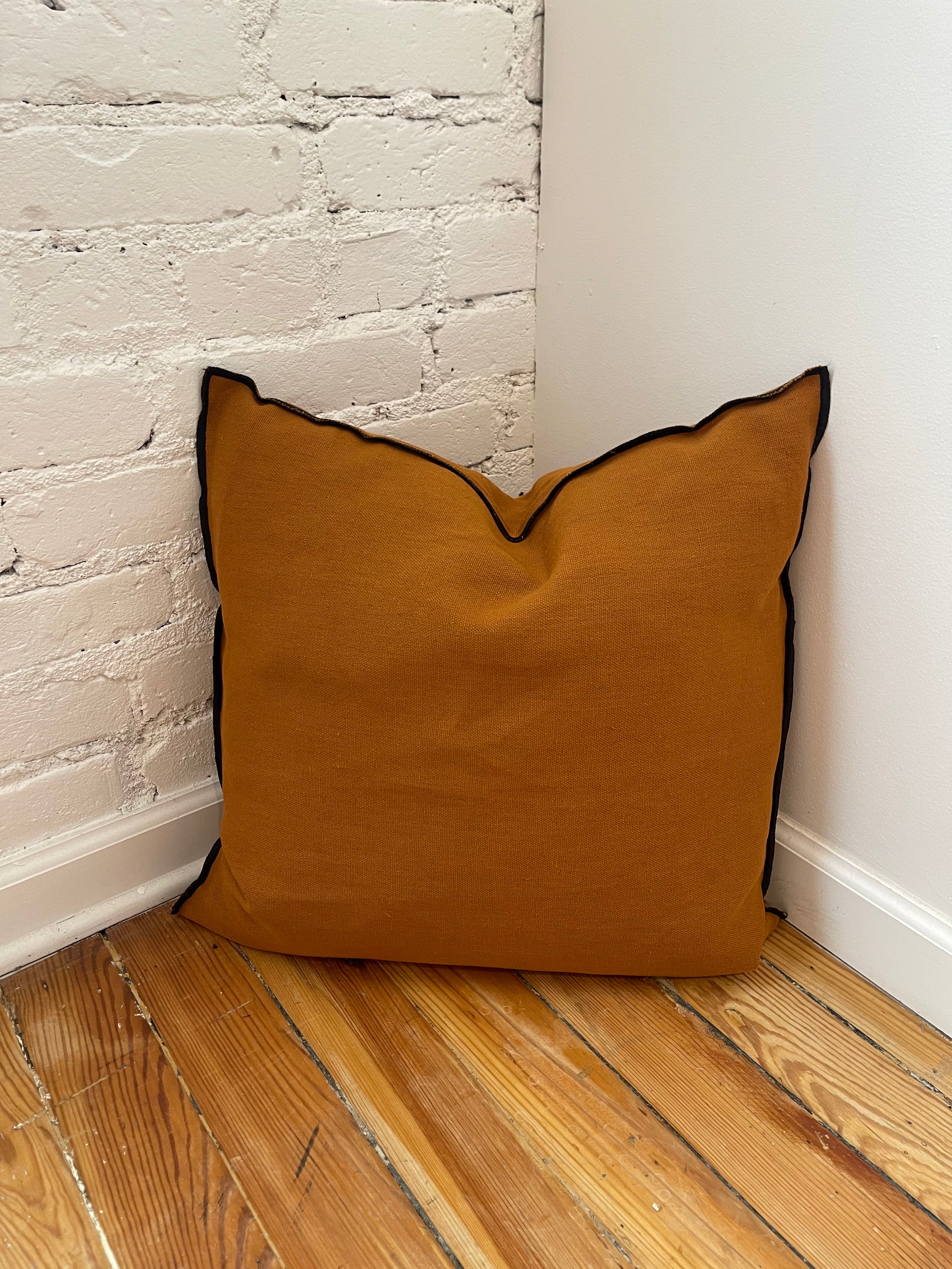 Maison de Vacances Cushion Vice Versa Black Line Stone Washed Linen  20" x 20"