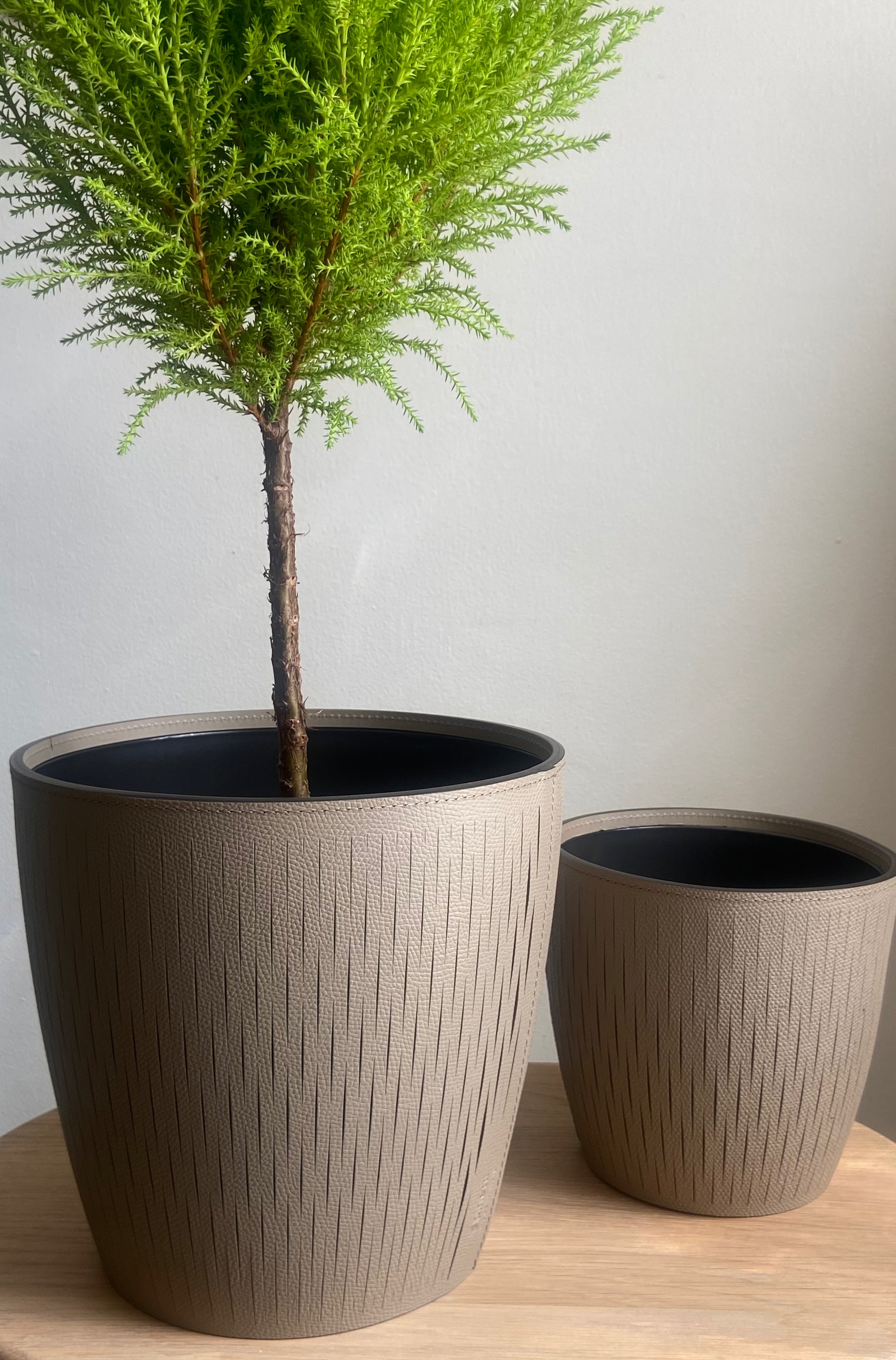 Silvy Flower Pot Malaga M