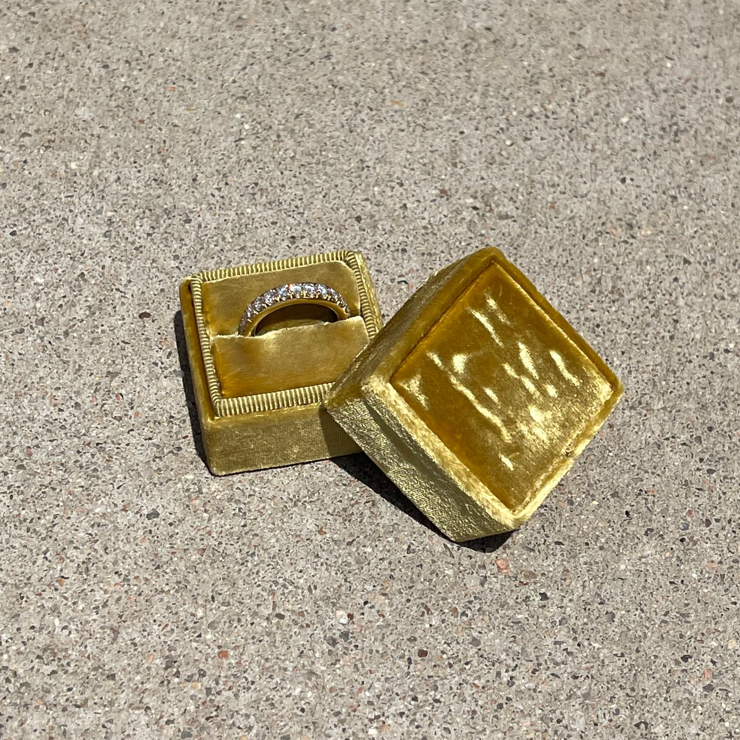 Velvet Ring Box
