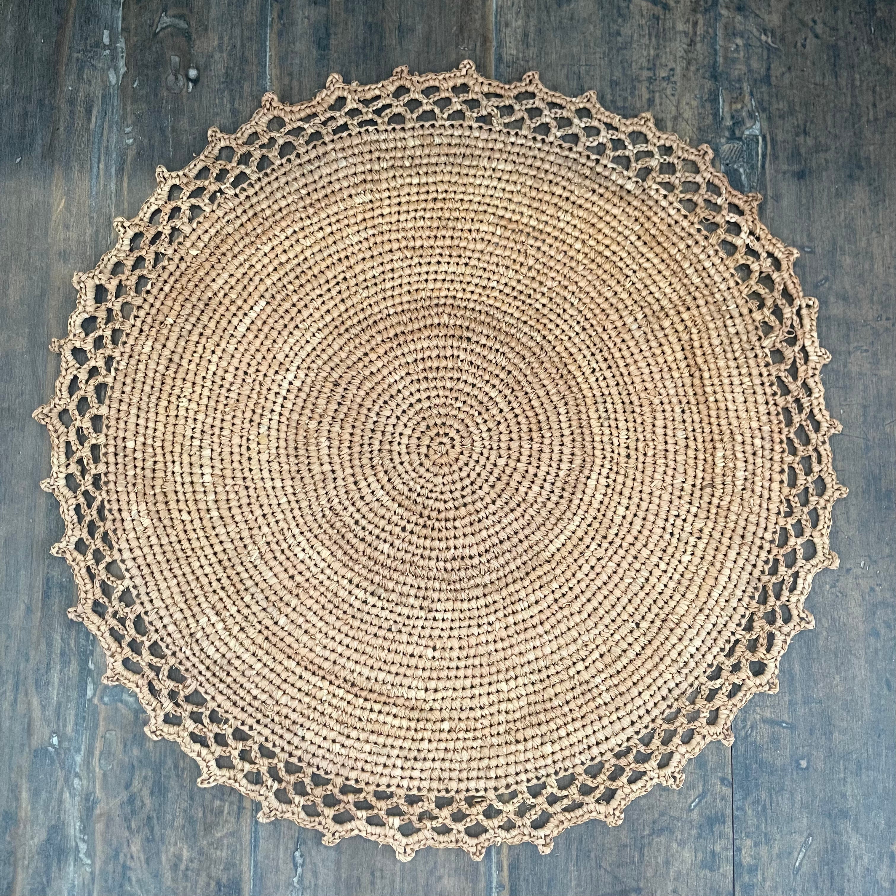 Calais Round Raffia Placemat