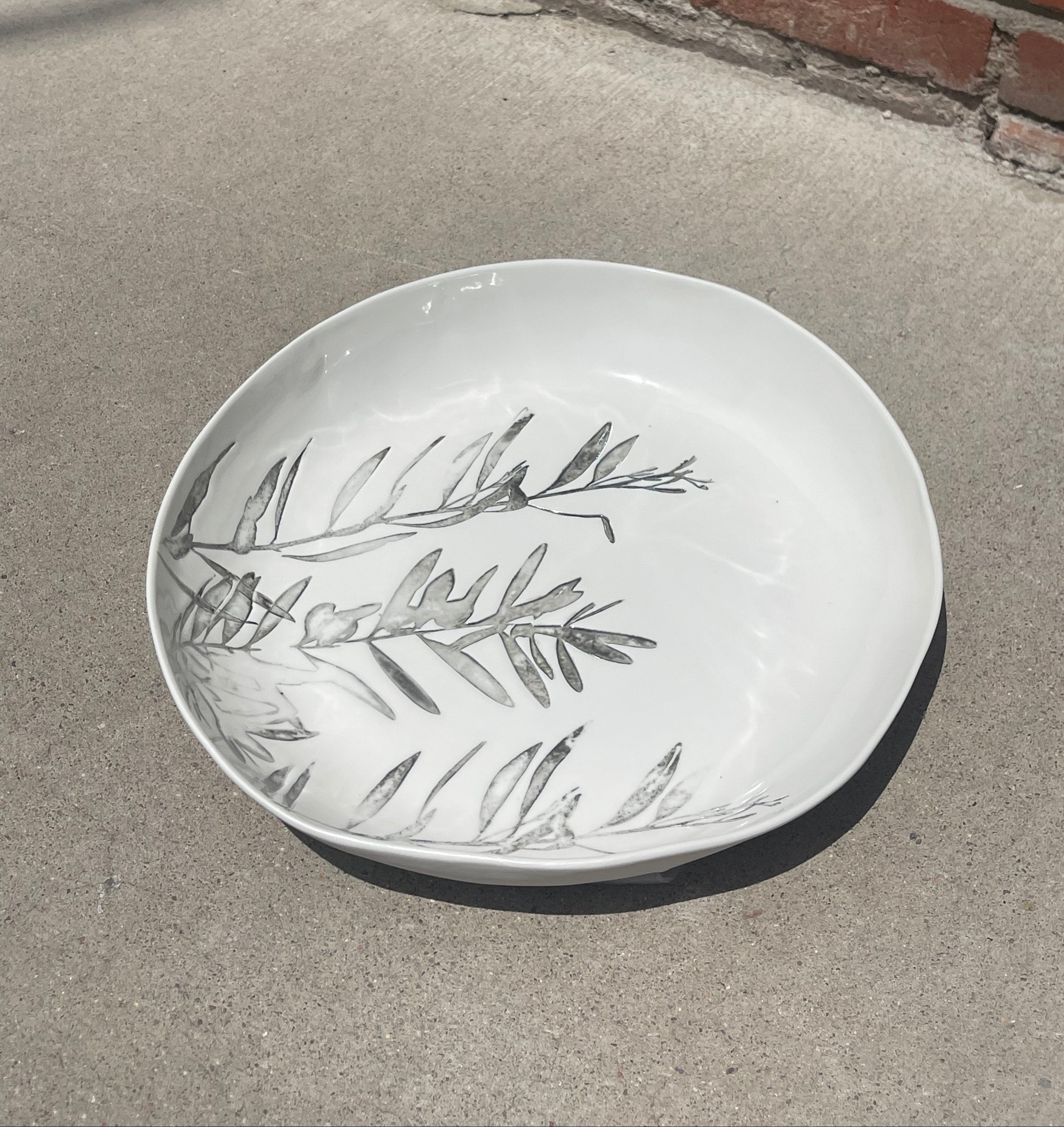Porcelain Bowl Leccino, Sage14"d. x 2.36"h.