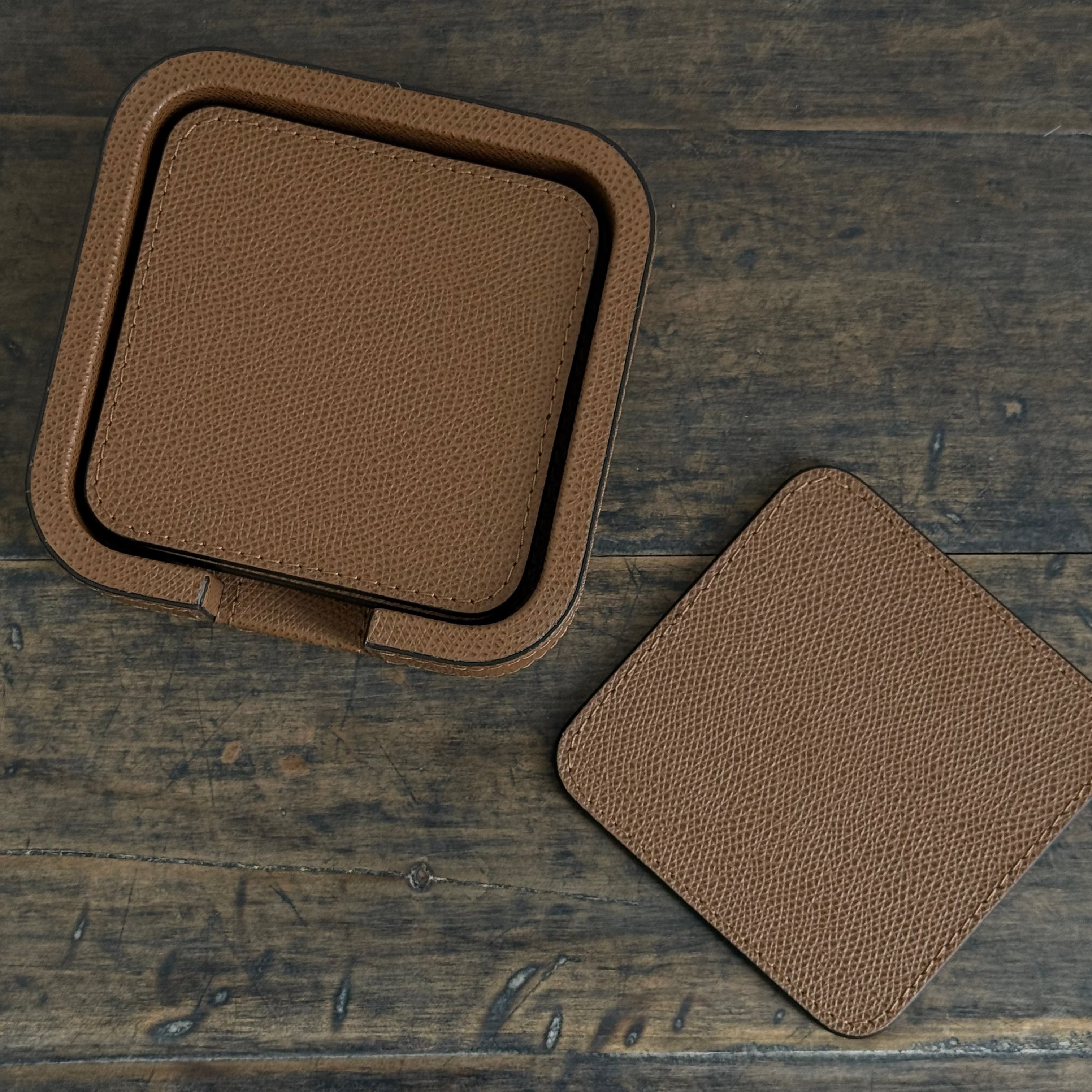 TAO COASTER HOLDER SQUARE ROUNDED WITH 6 TAO COASTERS