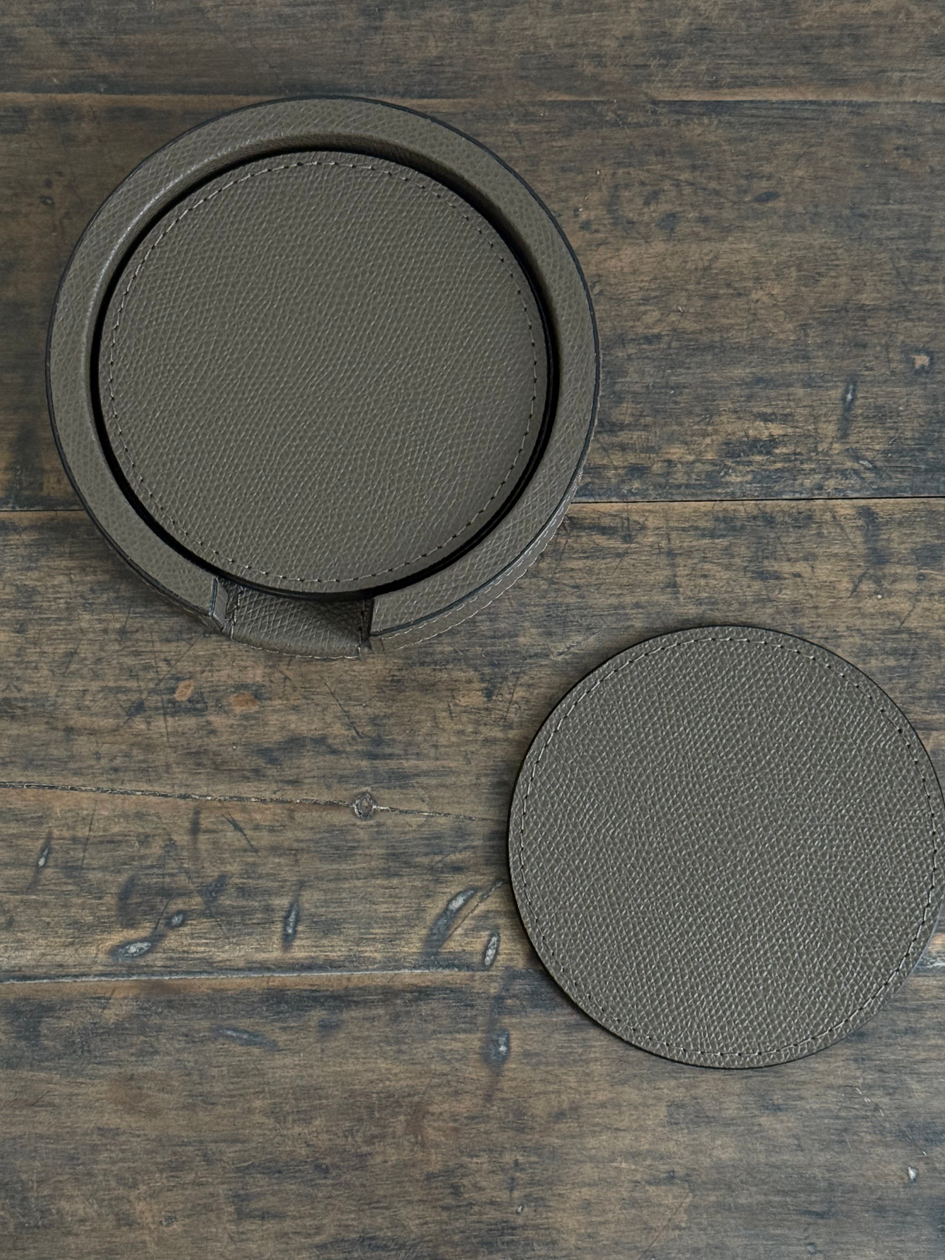 Tao Round Coaster Holder with 6 Tao Coaster