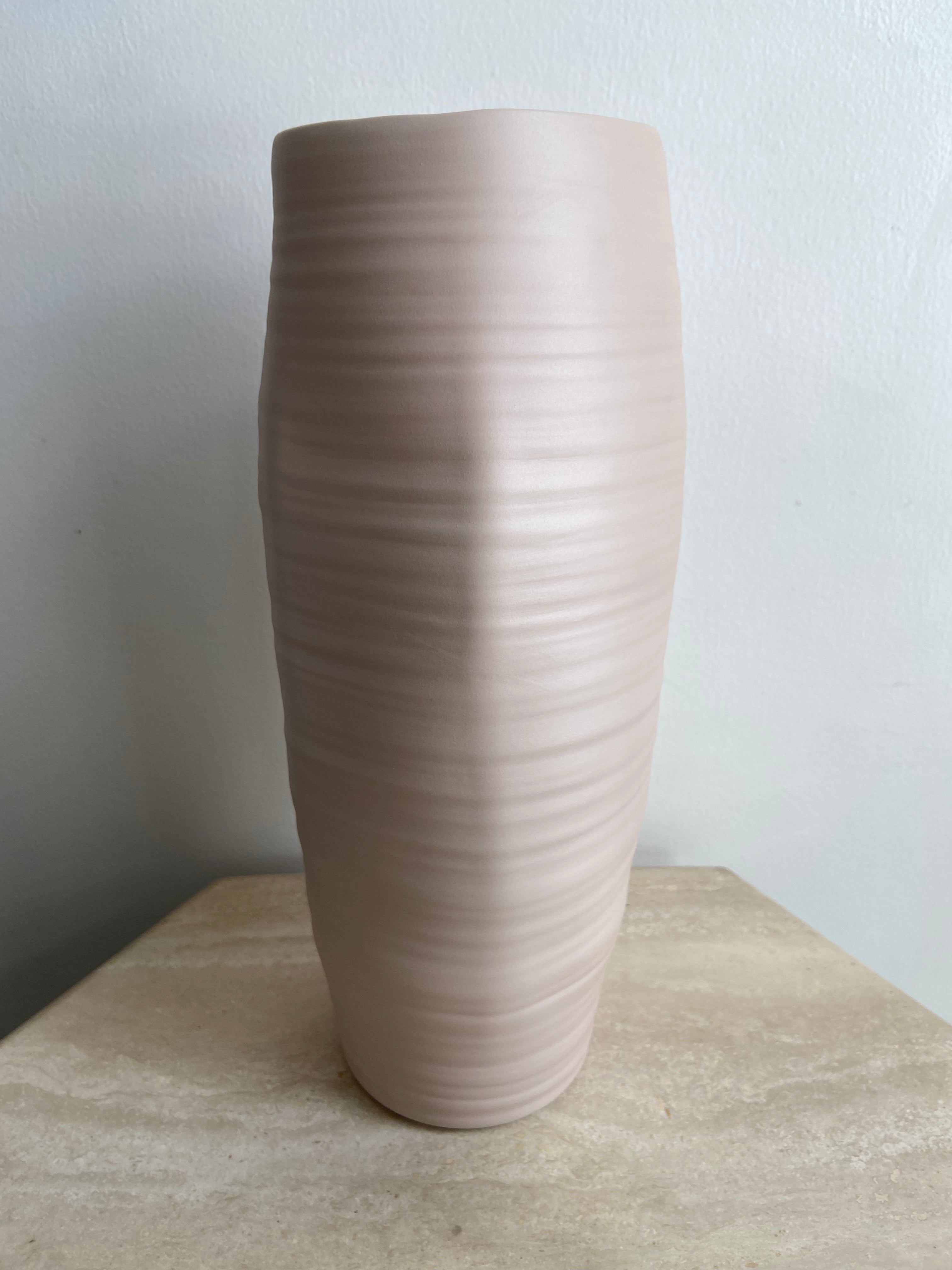 Roccia 1 Ceramic Vase