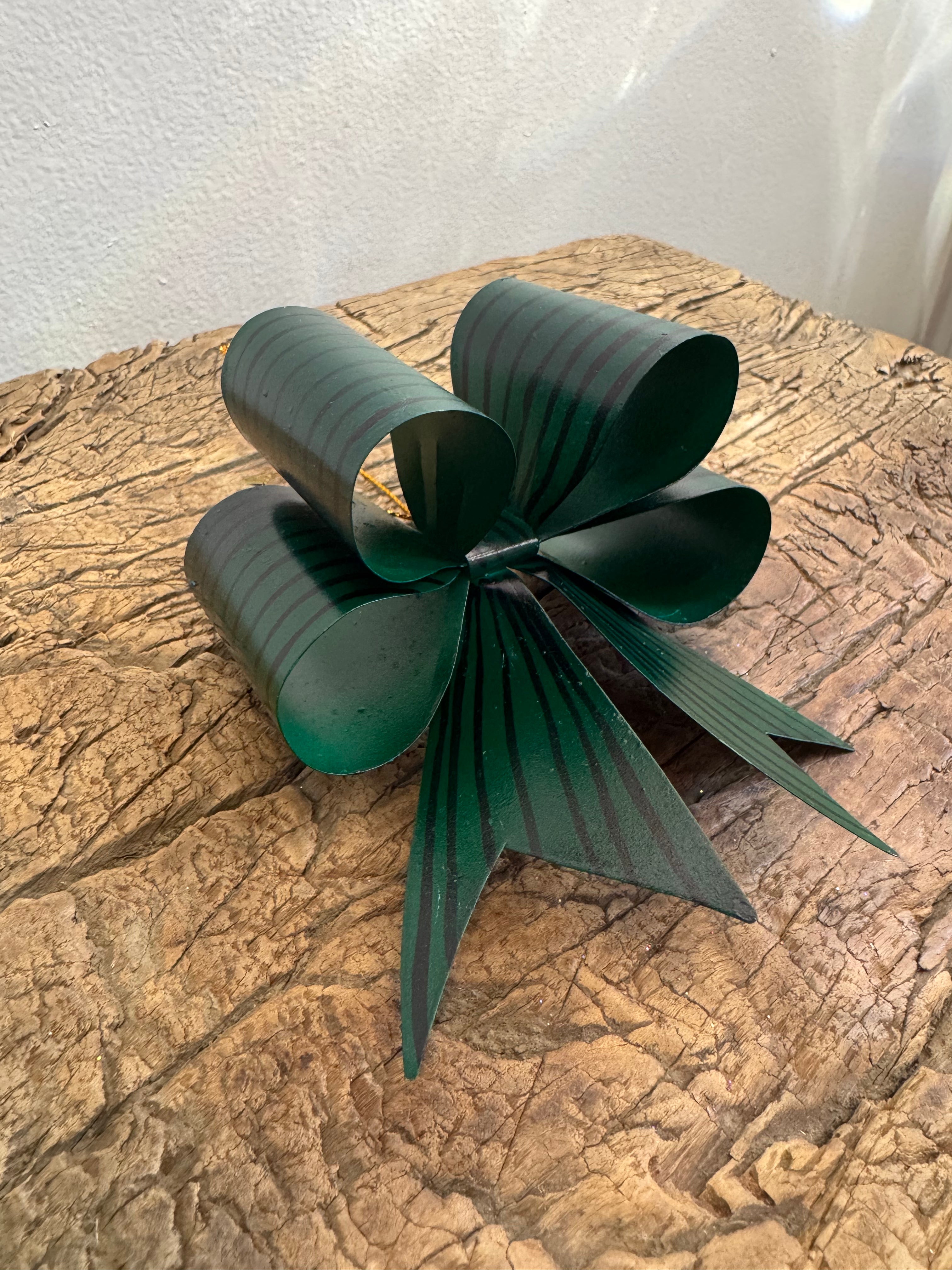 Metal Bow Ornament