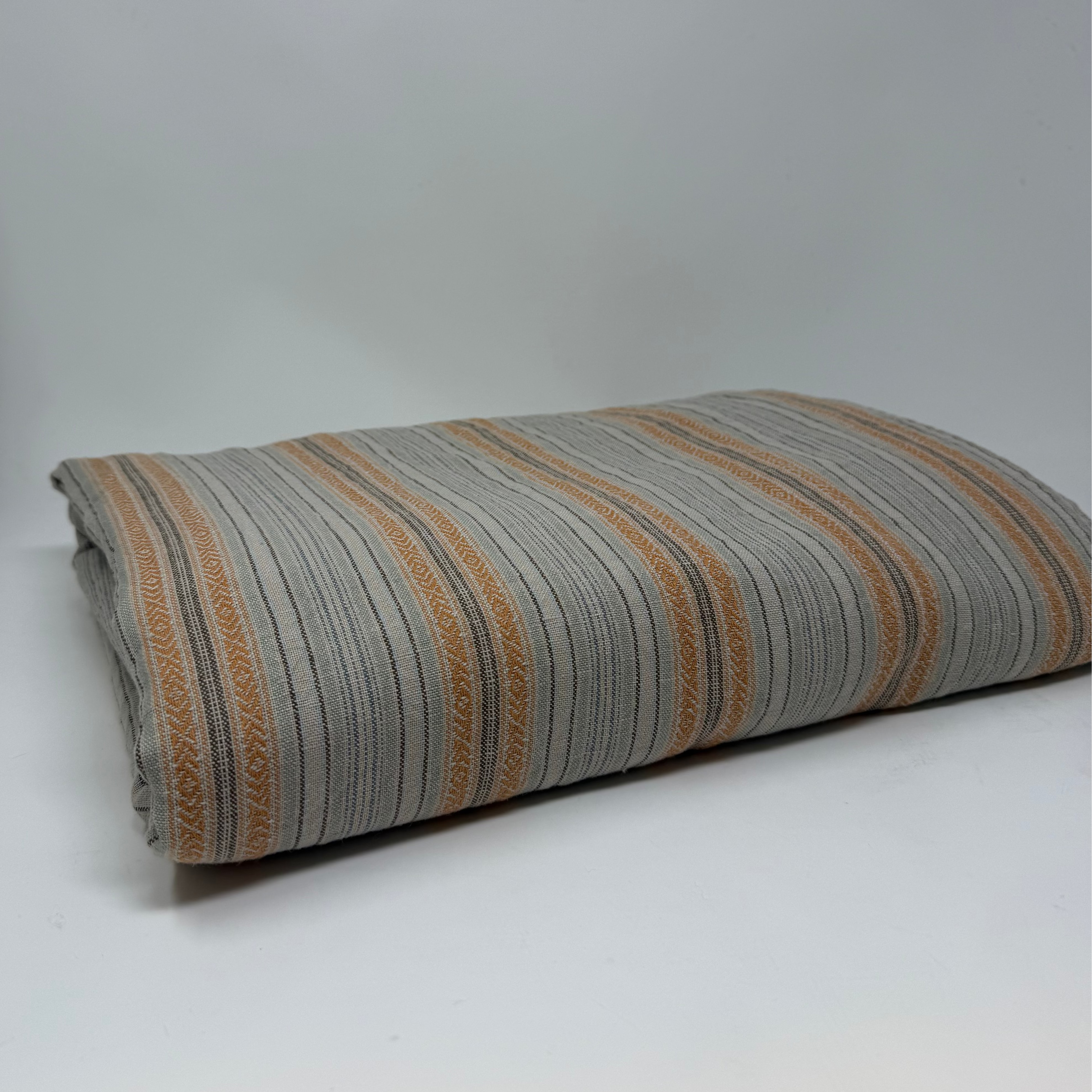 Patterned Tablecloth 63 x 118" 100% French Linen