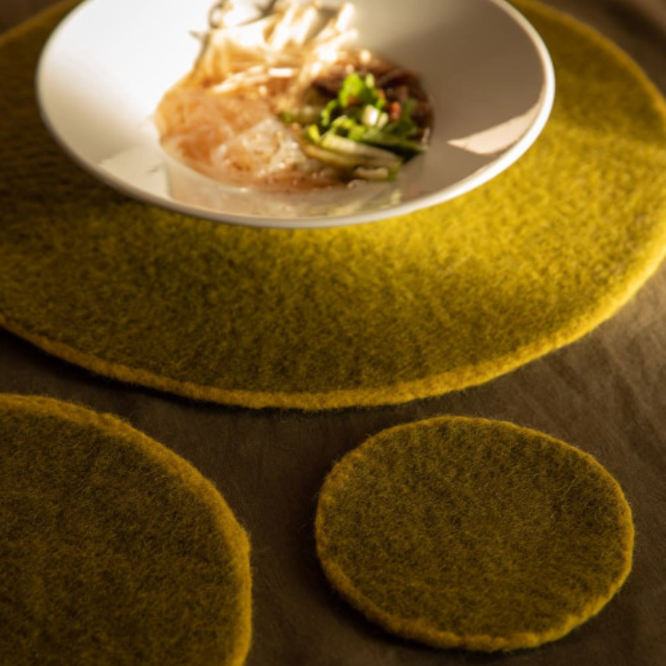 Two-Tone Felted Wool trivet 9"dia.