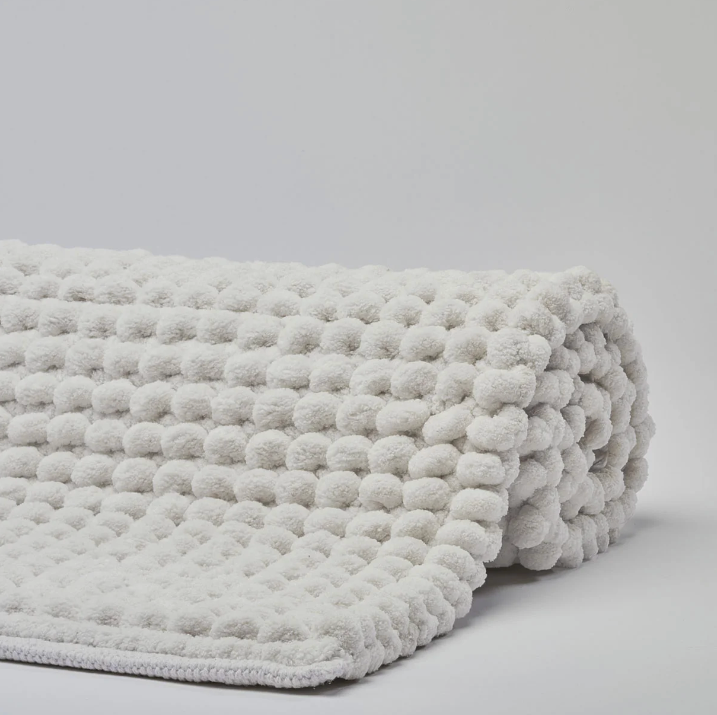 Axel Bath Mat 24" x 24"