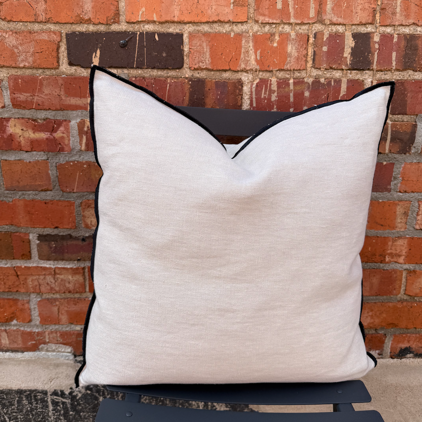 Maison de Vacances Cushion Vice Versa Black Line Stone Washed Linen  20" x 20"