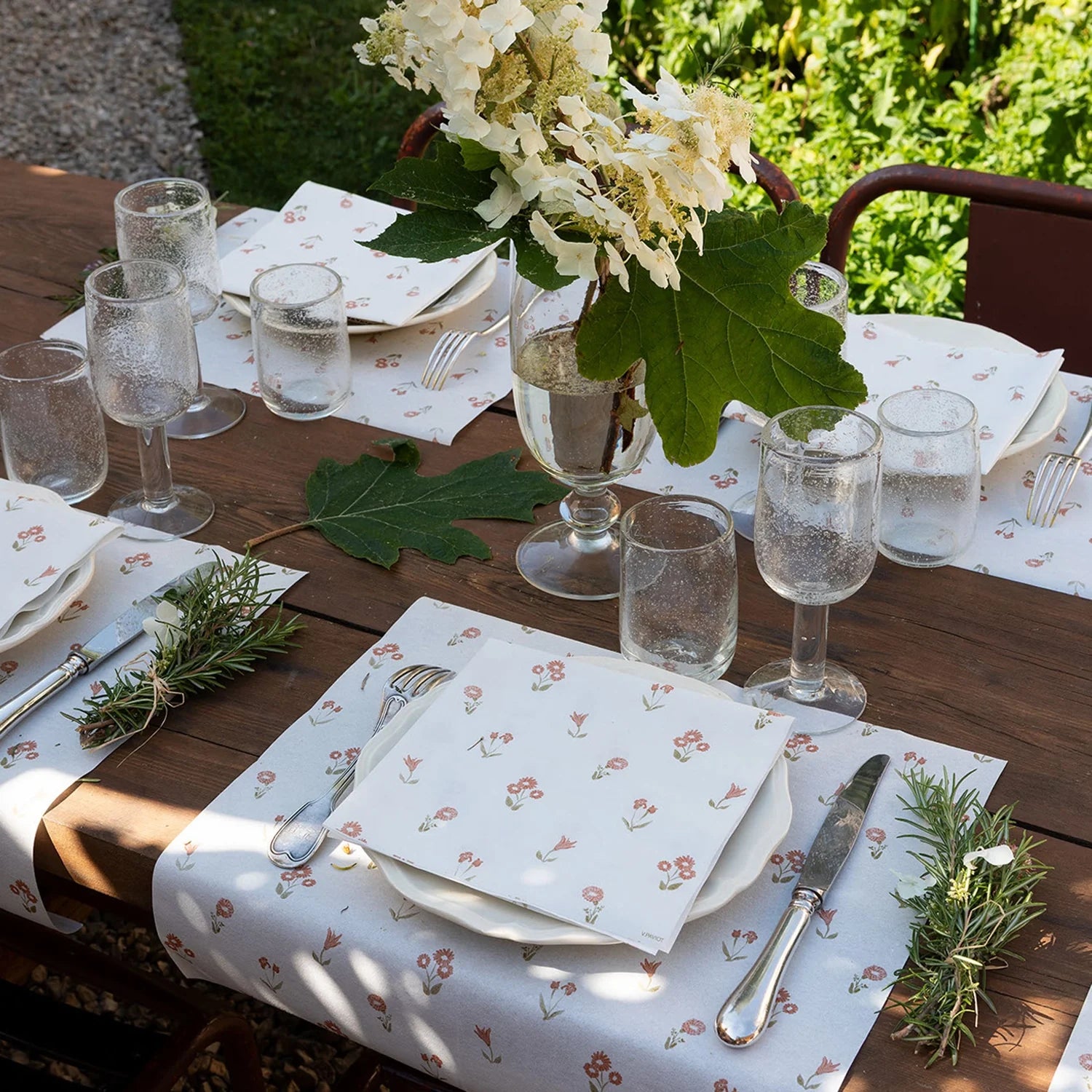Françoise Paviot Paper Dinner Napkins 16"x16"