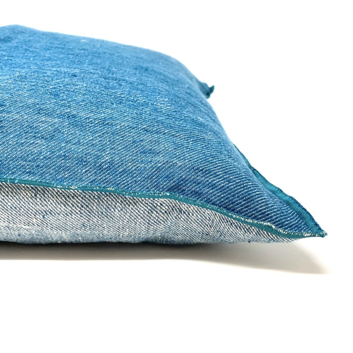 Maison de Vacances Cushion Vice Versa Crumpled Washed Linen 40x60cm - Homebody Denver