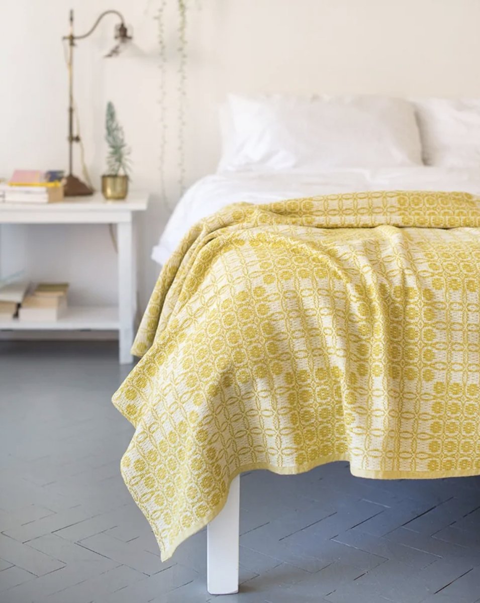 Woven cotton blanket 2025 queen