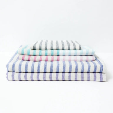 https://www.homebodydenver.com/cdn/shop/products/linen-border-washcloth-small-171102_384x384.jpg?v=1637953363