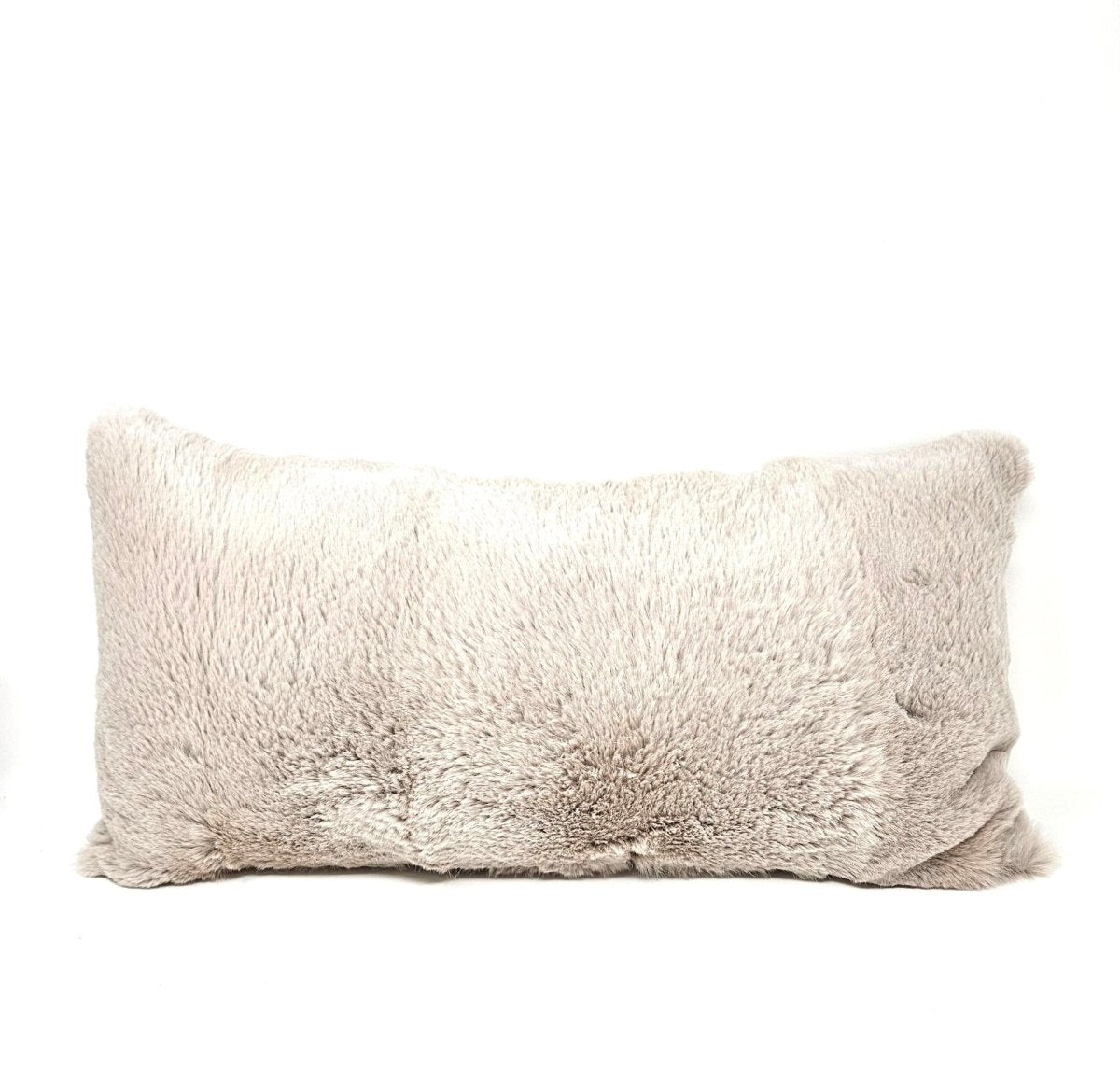 Maison de Vacances Cushion Basic, Shaved Rabbit/Linen 25 x 50cm - Homebody Denver